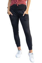 Load image into Gallery viewer, Black High Waist Pleated Pocket Leggings
