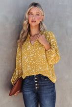 Load image into Gallery viewer, Yellow Split Neck Fall Printed Crinkled Blouse