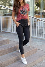 Load image into Gallery viewer, Black High Waist Pleated Pocket Leggings