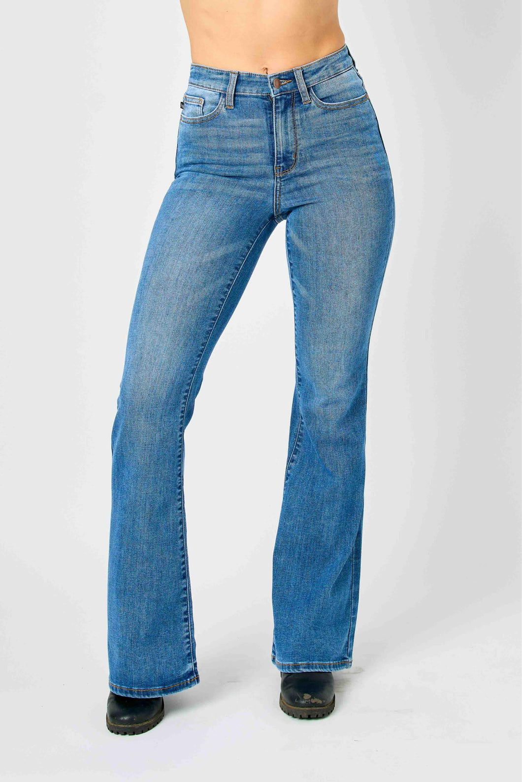 Daisy-Flare Jeans Judy Blue