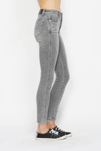 Load image into Gallery viewer, Lotus-Tummy Control Skinny Jean Judy Blue
