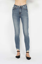 Load image into Gallery viewer, Tulip-Vintage Wash Skinny Jean
