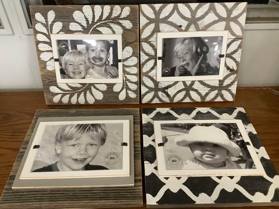 Decorative Wooden Picture Frame