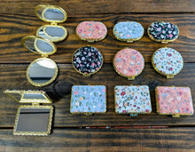 Load image into Gallery viewer, Vintage Pocket Travel Mirror

