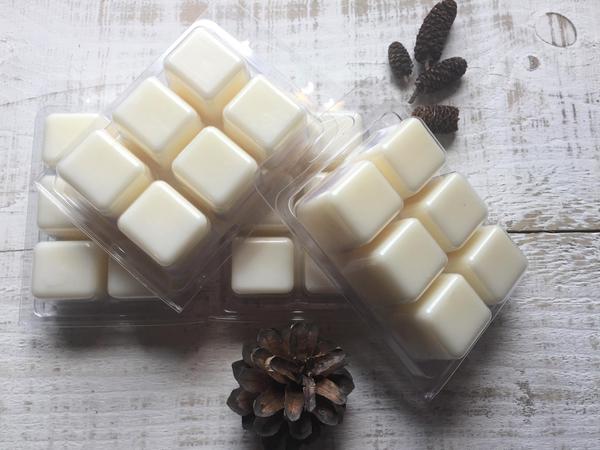 Rockin' Around The Christmas Tree 2.5 oz Wax Melt