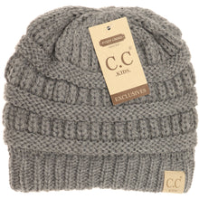 Load image into Gallery viewer, Kids Solid Fuzzy Lined CC Beanie
